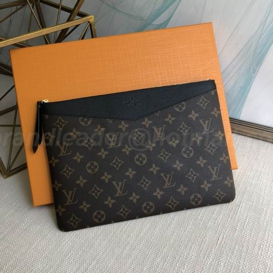 LV Wallets 178